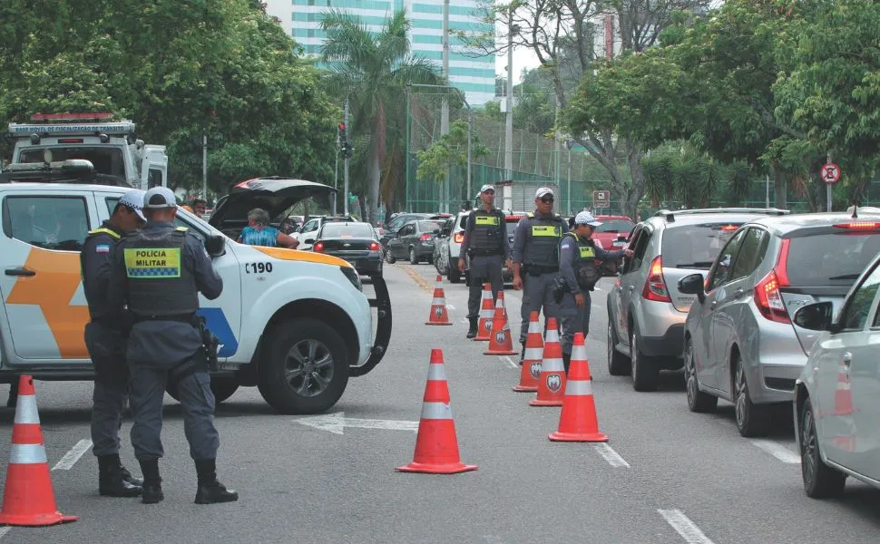2.881 motoristas flagrados dirigindo sem habilitação 