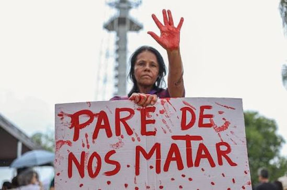 Projeto cria política de apoio a familiares de vítimas de feminicídio
